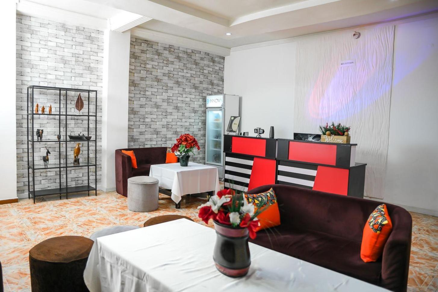 Les Residences De La Providence - Appart Hotel Yaoundé Exteriör bild