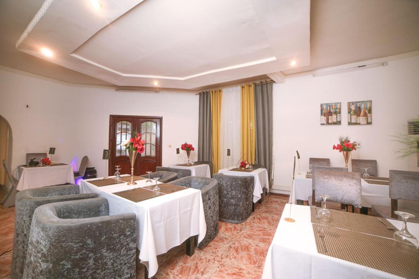 Les Residences De La Providence - Appart Hotel Yaoundé Exteriör bild
